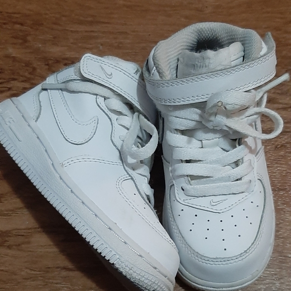 Nike Air force ones toddler size 7c - Picture 3 of 5
